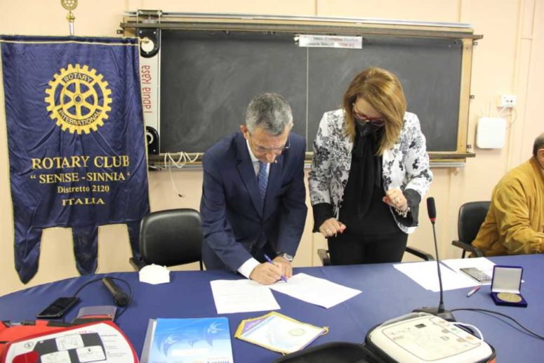 Sottoscritto protocollo d’intesa tra Rotary Club Senise-Sinnia e Istituto scolastico ‘’Leonardo Sinisgalli’’ di Senise