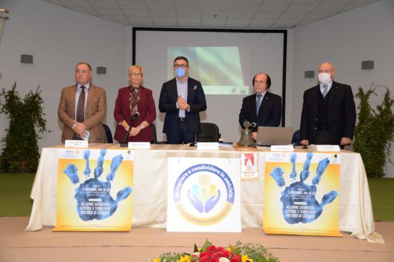 Tavola rotonda sulla legalità promossa da Rotary Club e Associazione degli imprenditori: “Molfetta terra di mafia”, l’allarme del Procuratore di Trani Renato Nitti